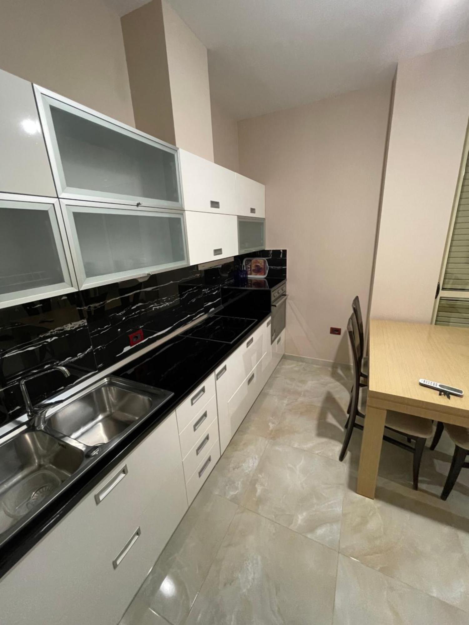 New Donantelo Hotel Vlore Exterior photo